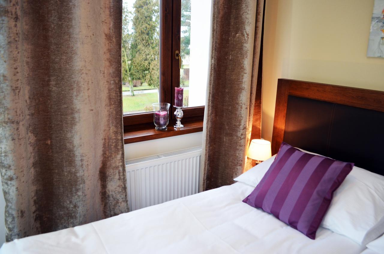 Hotel U Kvapilu Mnichovo Hradiště Bagian luar foto